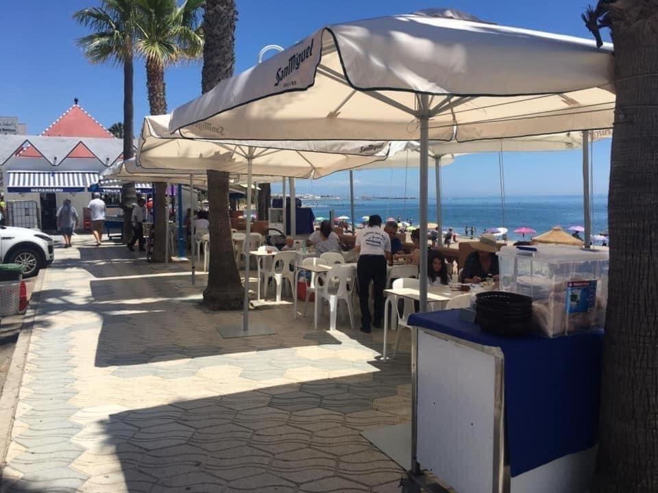 Luxury Beachfront Apartment In Benalmadena Costa Exterior foto